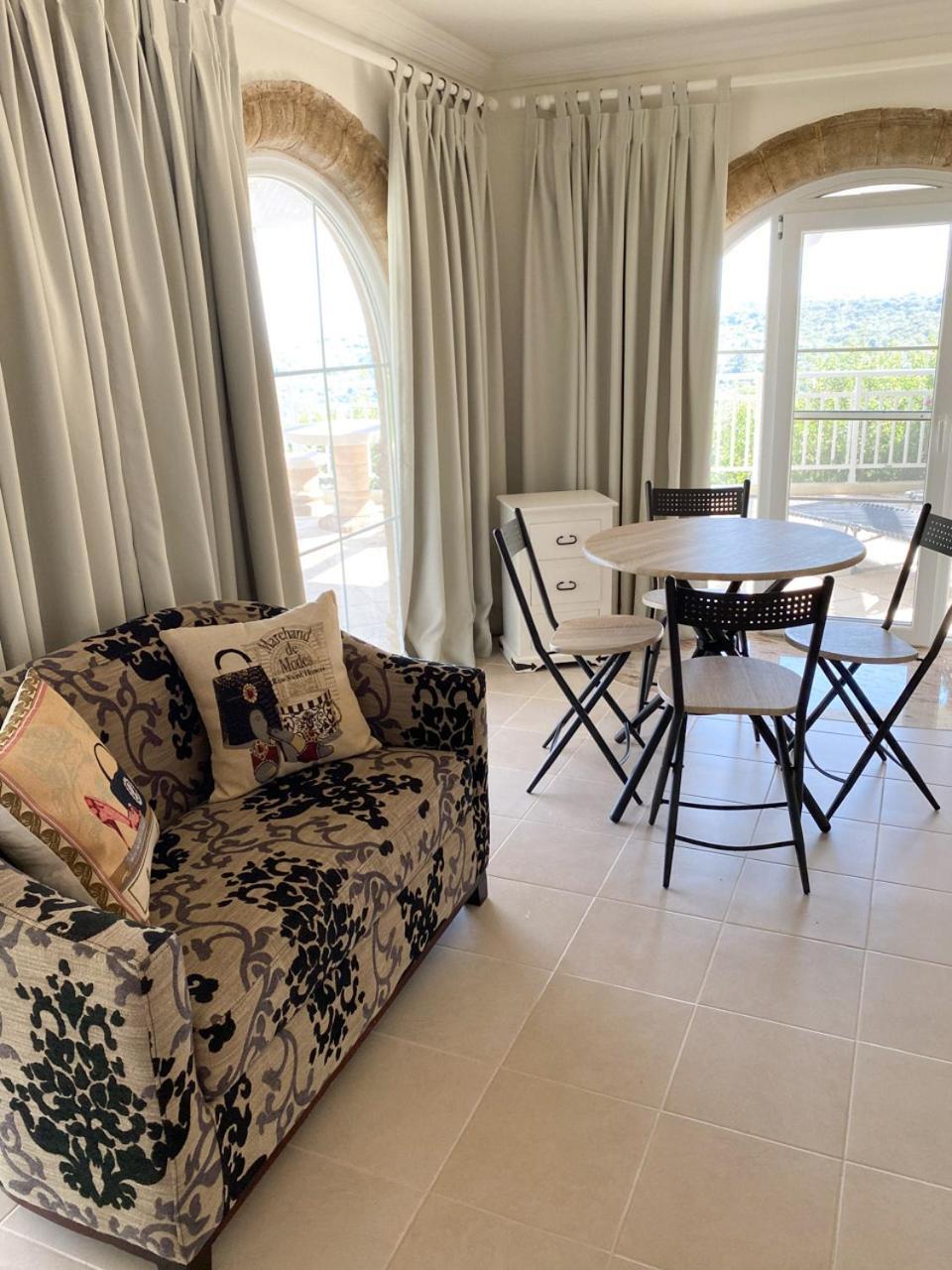Nostrana Village Apartments Koskinou  Rom bilde